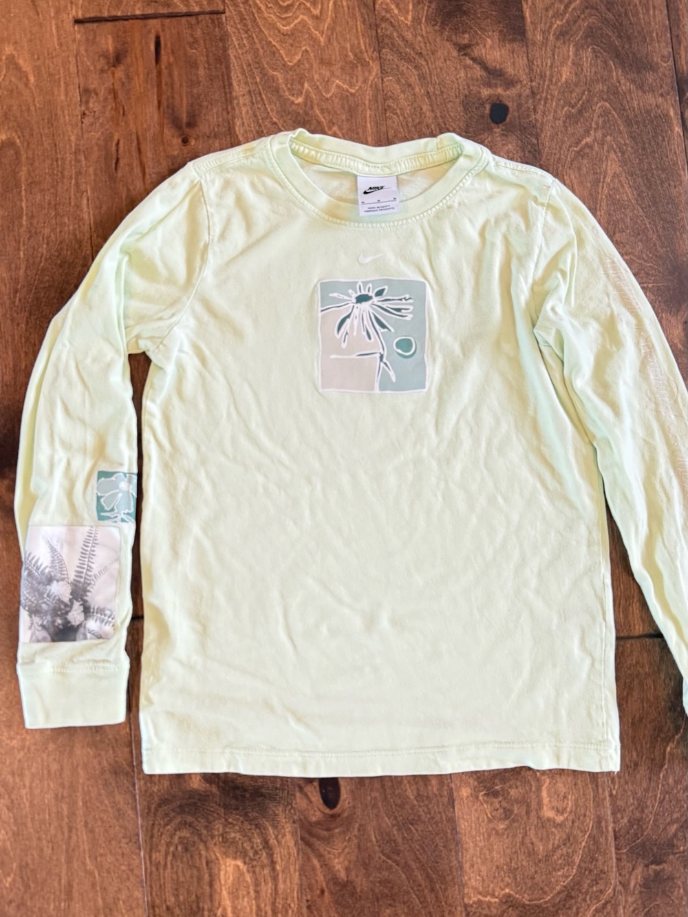 Nike Long sleeve  sleeve - M